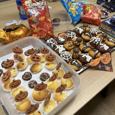 Fotka 4 z 12 k článku 3. rodinné Halloweenské hraní v kostýmech
